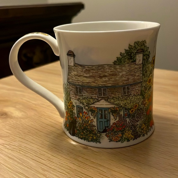 Dunoon Ceramics Bone China Cottage Cat Design Mug 4" - Picture 3 of 8